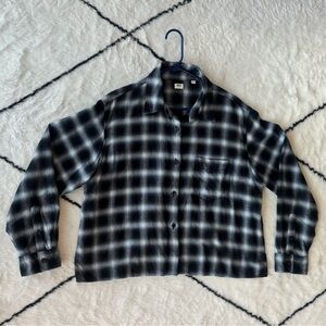 Uniqlo Flannel Boxy Cropped Shirt